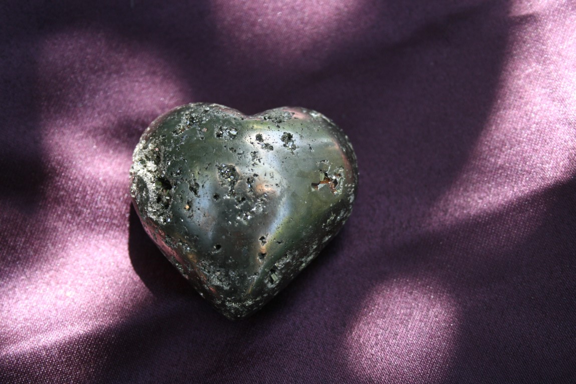 Pyrite Heart is a very Protective stone 4930